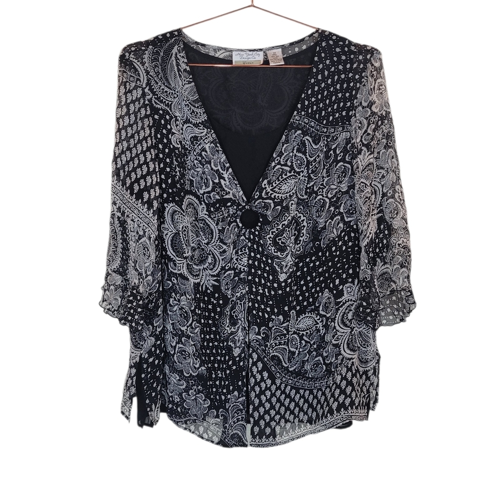NEW YORK CITY DESIGN CO. Black White Silk Blouse Size 2X